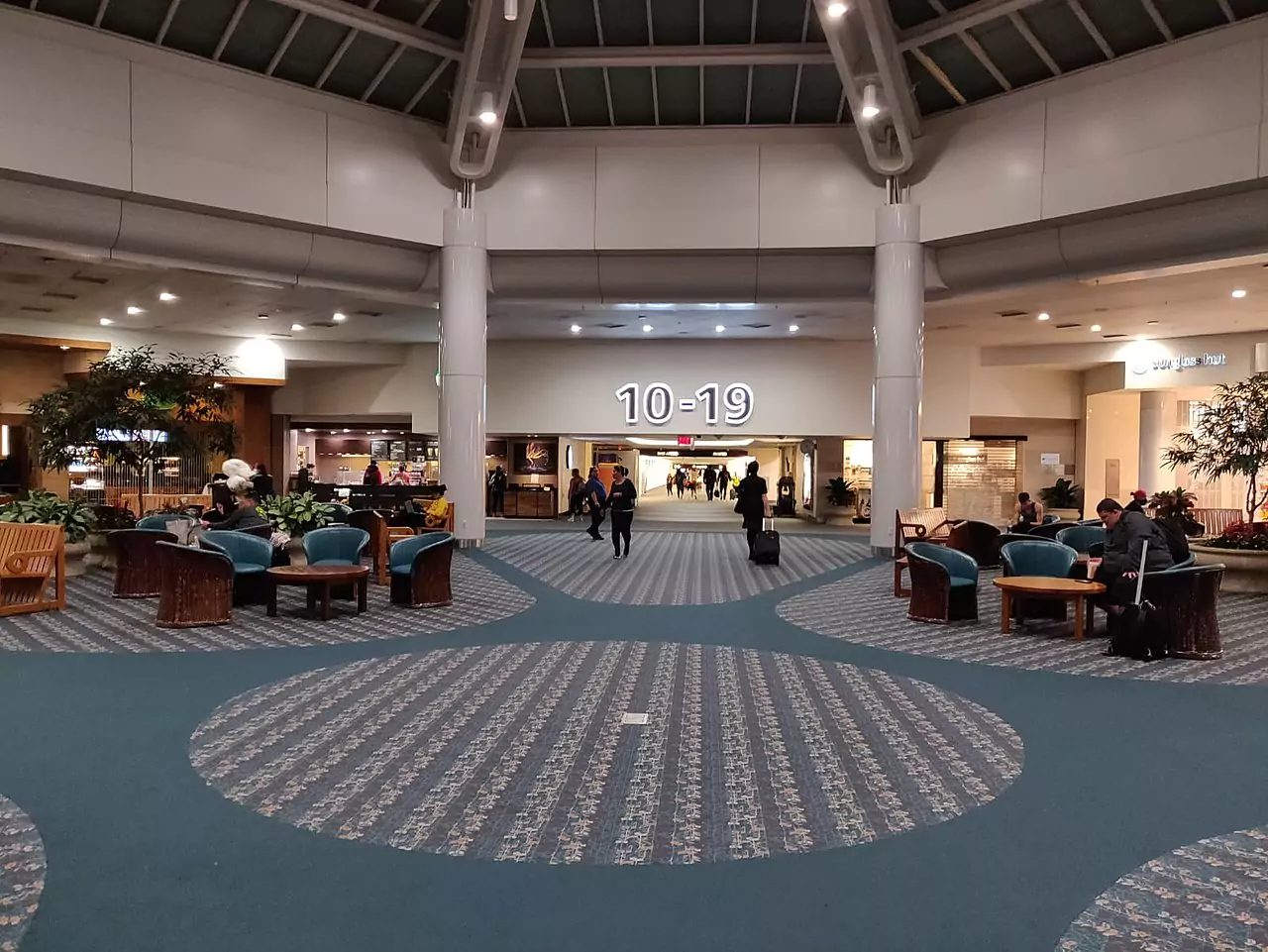 Orlando International Airport (MCO)